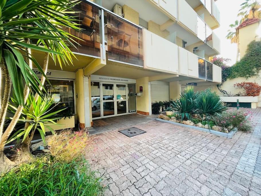 Le Chevrefeuille - Easystay83 Saint-Raphaël Esterno foto